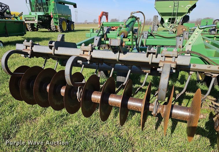 image for item EI3664 John Deere 726 mulch finisher