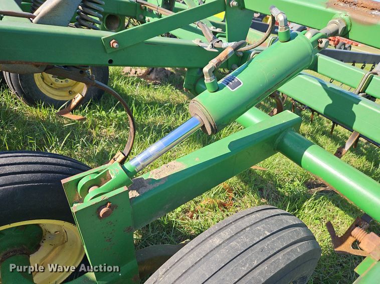 image for item EI3664 John Deere 726 mulch finisher