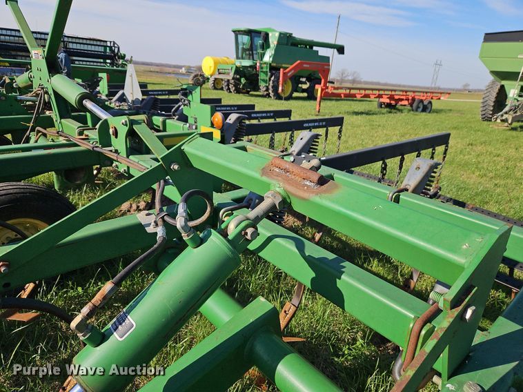 image for item EI3664 John Deere 726 mulch finisher