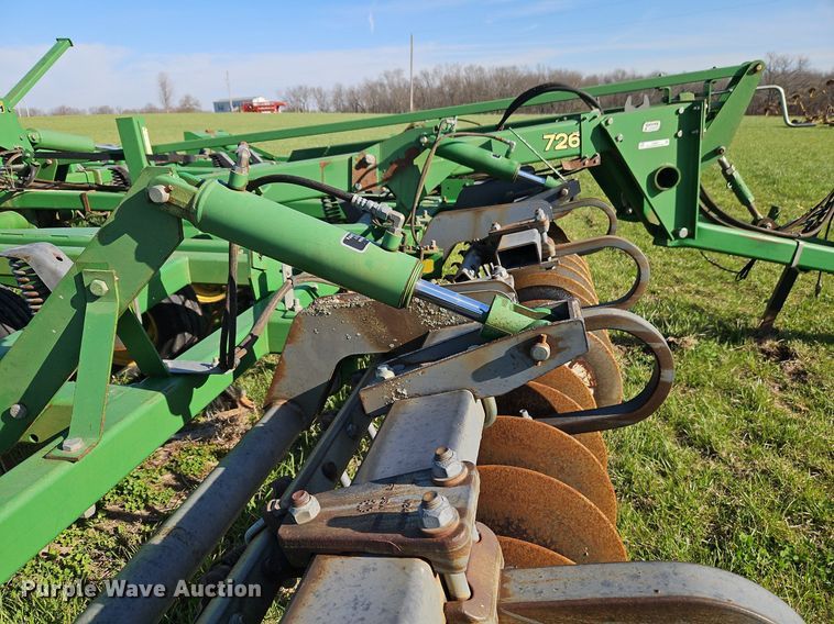 image for item EI3664 John Deere 726 mulch finisher