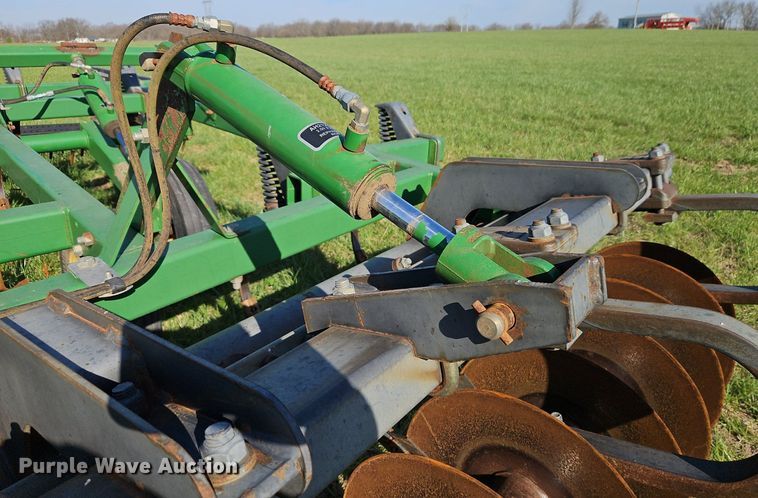 image for item EI3664 John Deere 726 mulch finisher