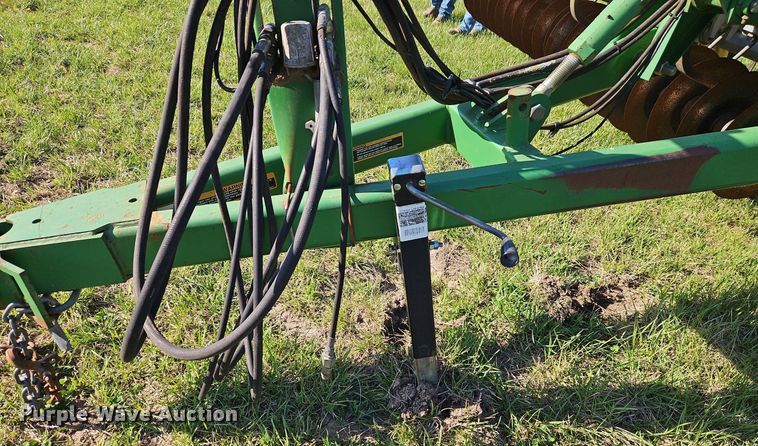 image for item EI3664 John Deere 726 mulch finisher