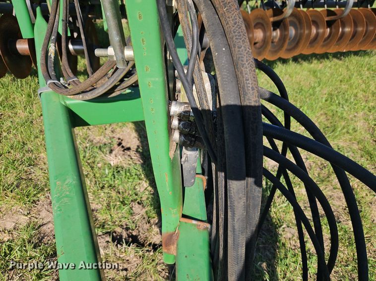 image for item EI3664 John Deere 726 mulch finisher