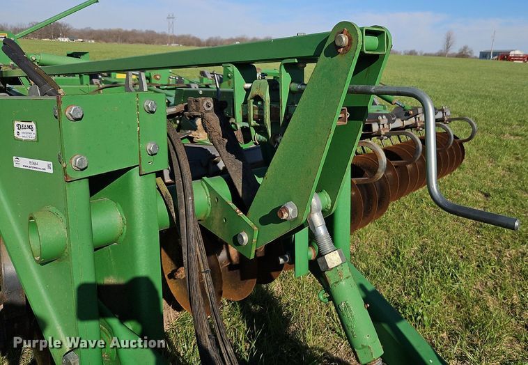 image for item EI3664 John Deere 726 mulch finisher