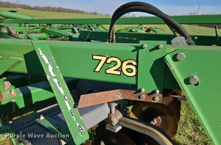image for item EI3664 John Deere 726 mulch finisher