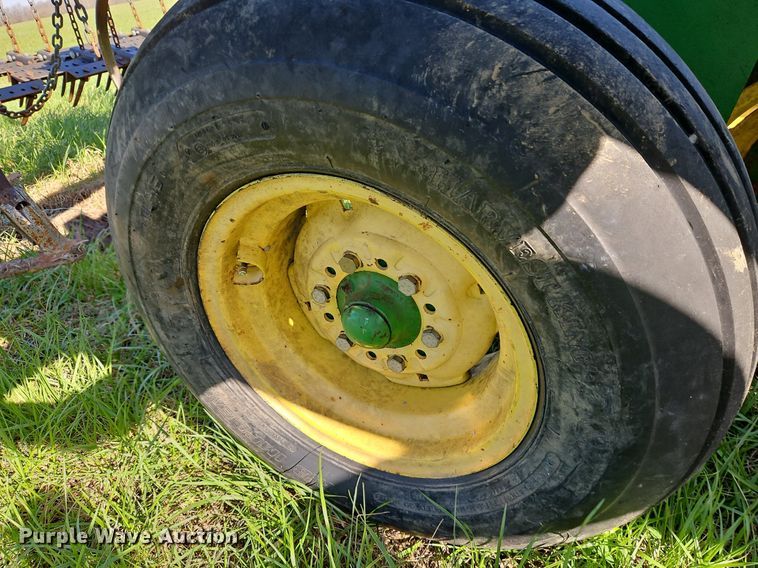 image for item EI3664 John Deere 726 mulch finisher