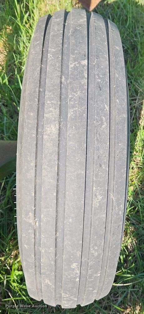 image for item EI3664 John Deere 726 mulch finisher