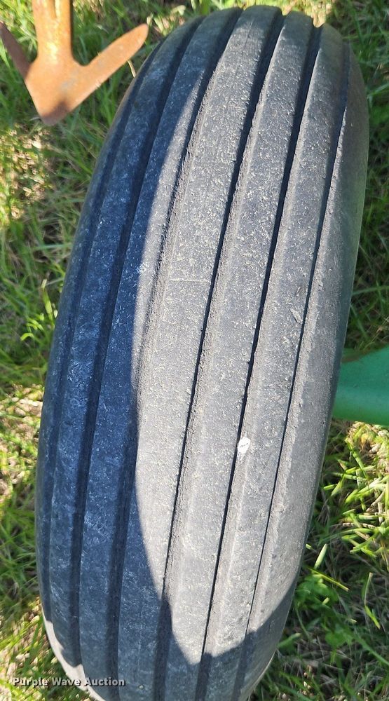 image for item EI3664 John Deere 726 mulch finisher