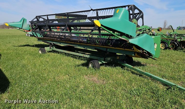 image for item EI3665 John Deere 925 flex head