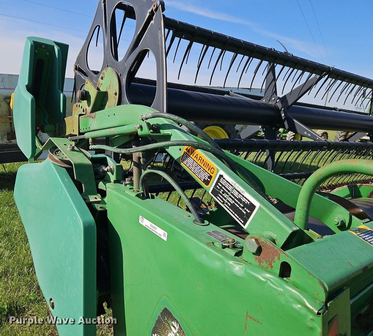 image for item EI3665 John Deere 925 flex head