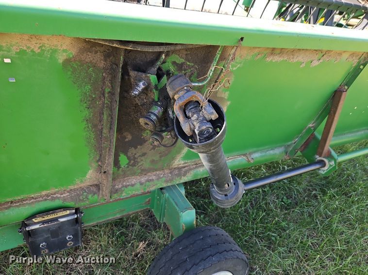 image for item EI3665 John Deere 925 flex head