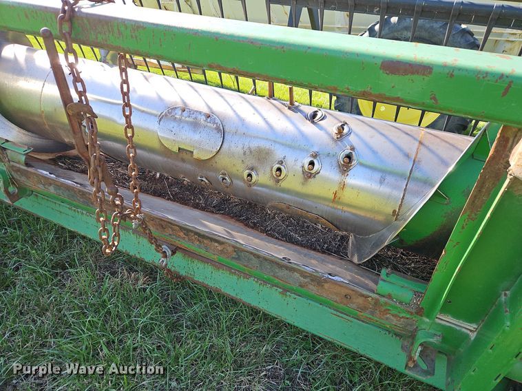 image for item EI3665 John Deere 925 flex head