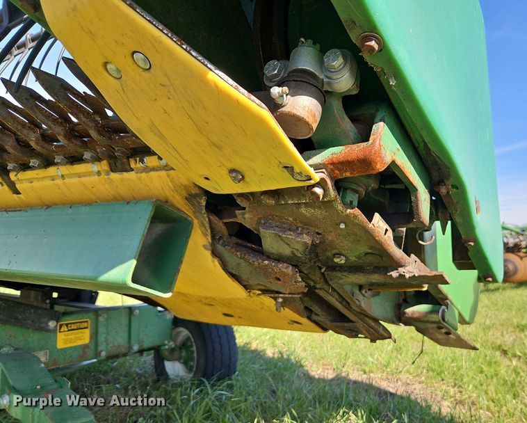 image for item EI3665 John Deere 925 flex head