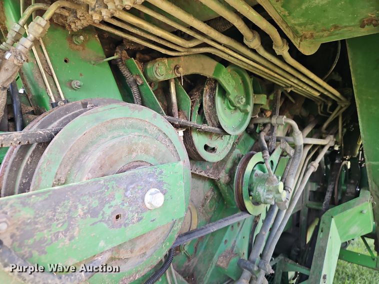image for item EI3666 1991 John Deere 9500 RWA combine