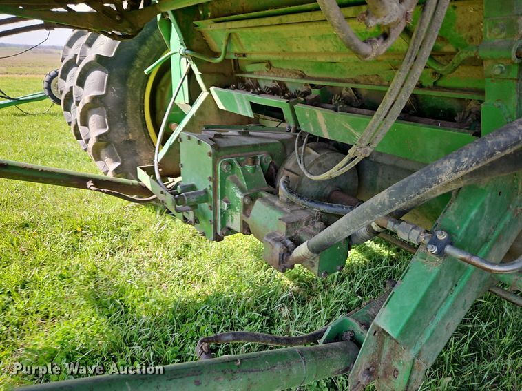 image for item EI3666 1991 John Deere 9500 RWA combine