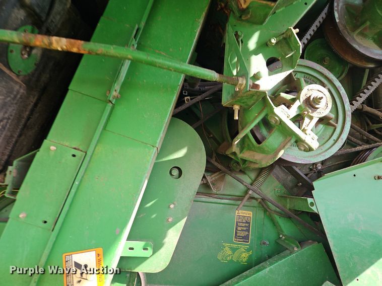 image for item EI3666 1991 John Deere 9500 RWA combine