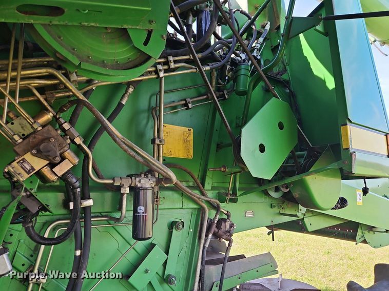 image for item EI3666 1991 John Deere 9500 RWA combine