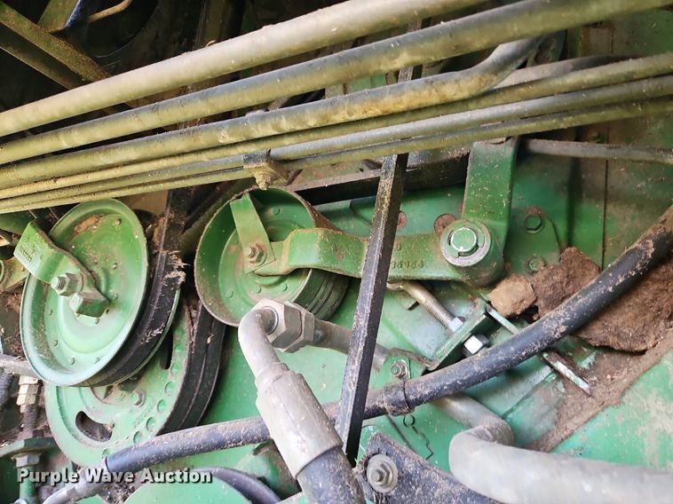 image for item EI3666 1991 John Deere 9500 RWA combine