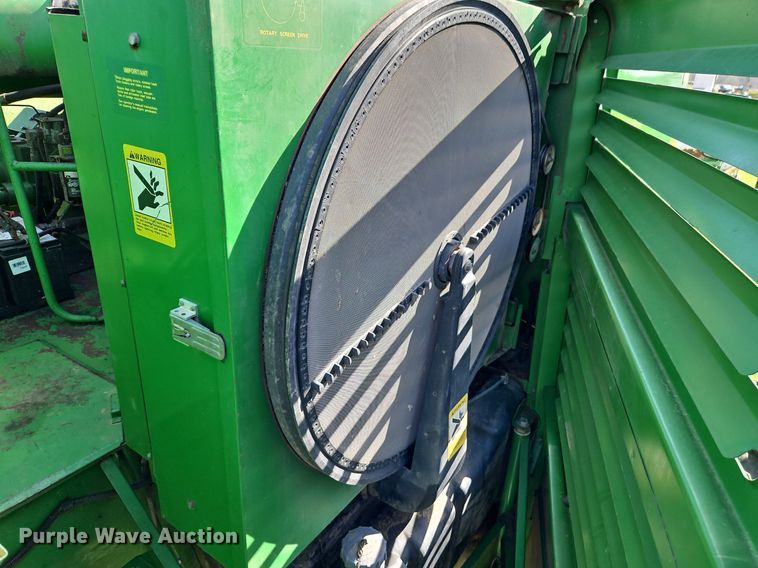 image for item EI3666 1991 John Deere 9500 RWA combine