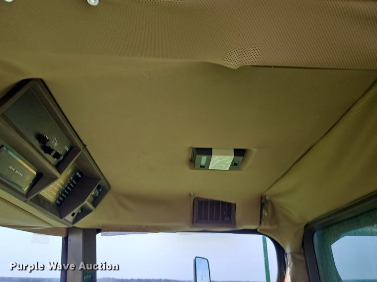 image for item EI3666 1991 John Deere 9500 RWA combine