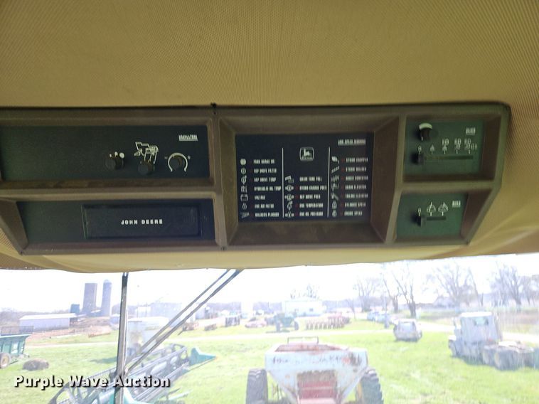 image for item EI3666 1991 John Deere 9500 RWA combine