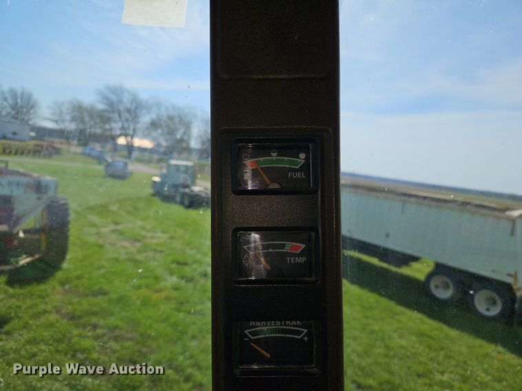 image for item EI3666 1991 John Deere 9500 RWA combine