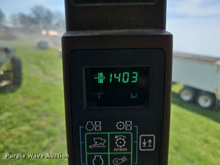 image for item EI3666 1991 John Deere 9500 RWA combine