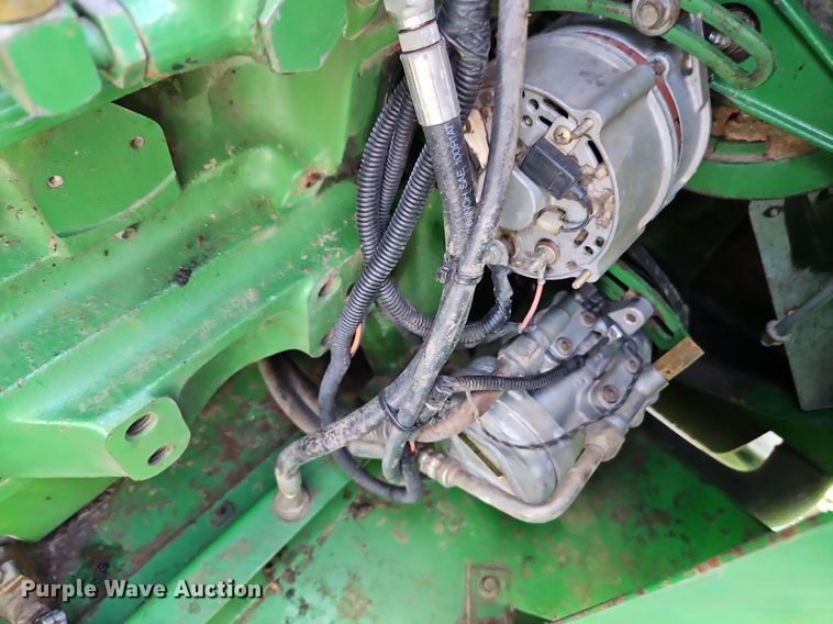 image for item EI3666 1991 John Deere 9500 RWA combine