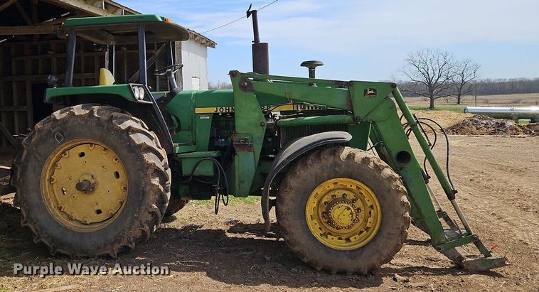 image for item EI3669 1983 John Deere 4050 MFWD tractor