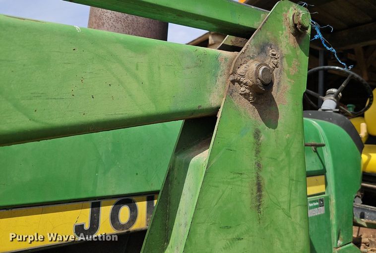 image for item EI3669 1983 John Deere 4050 MFWD tractor