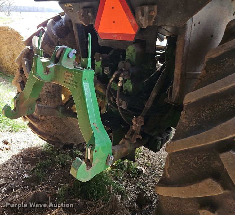 image for item EI3669 1983 John Deere 4050 MFWD tractor