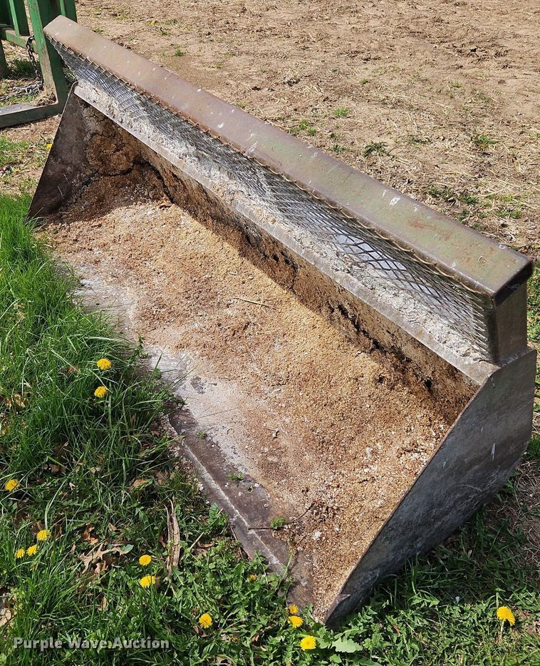 image for item EI3669 1983 John Deere 4050 MFWD tractor