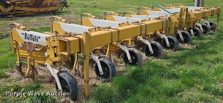 image for item EI3670 Buffalo 6400 row crop cultivator