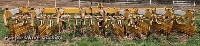 image for item EI3670 Buffalo 6400 row crop cultivator