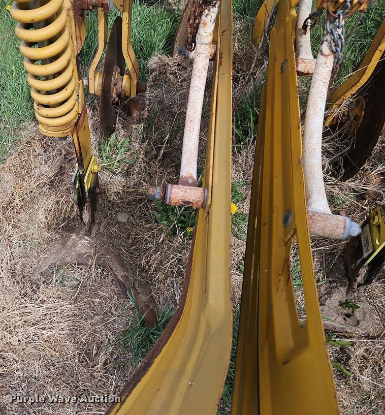 image for item EI3670 Buffalo 6400 row crop cultivator