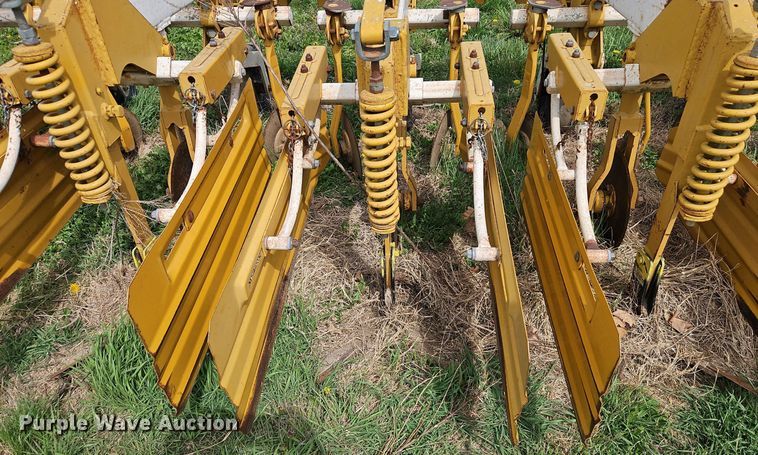 image for item EI3670 Buffalo 6400 row crop cultivator