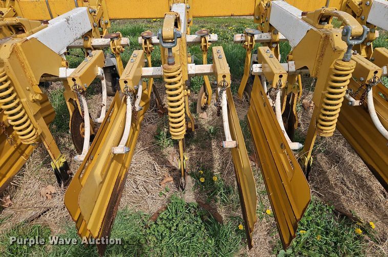 image for item EI3670 Buffalo 6400 row crop cultivator