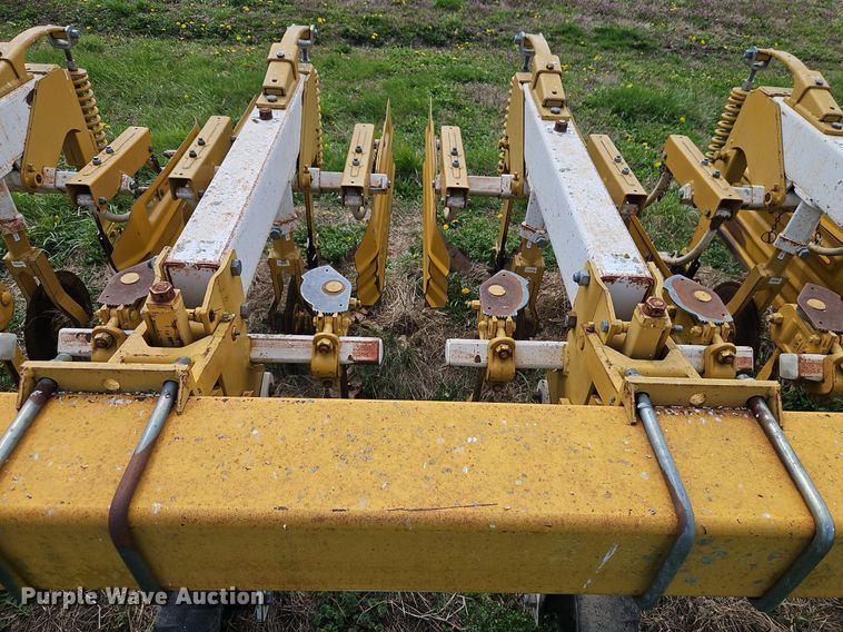 image for item EI3670 Buffalo 6400 row crop cultivator