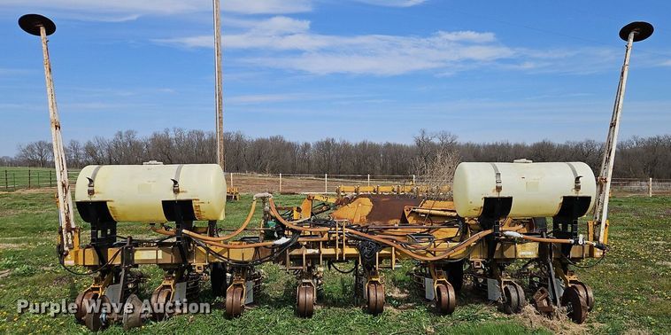 image for item EI3672 Buffalo  7530-8-30 planter