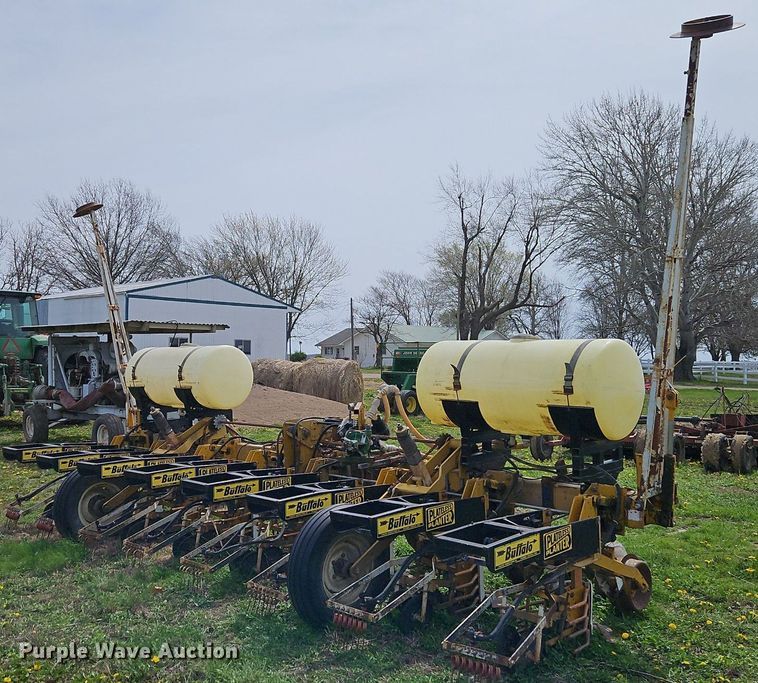 image for item EI3672 Buffalo  7530-8-30 planter