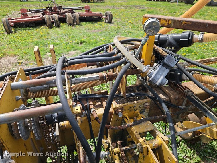 image for item EI3672 Buffalo  7530-8-30 planter