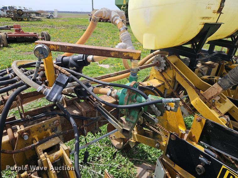 image for item EI3672 Buffalo  7530-8-30 planter