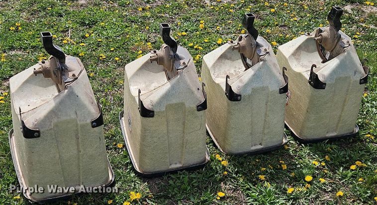 image for item EI3672 Buffalo  7530-8-30 planter