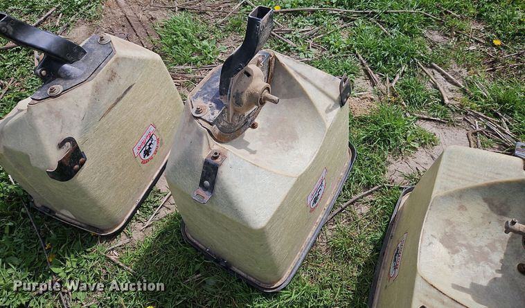 image for item EI3672 Buffalo  7530-8-30 planter