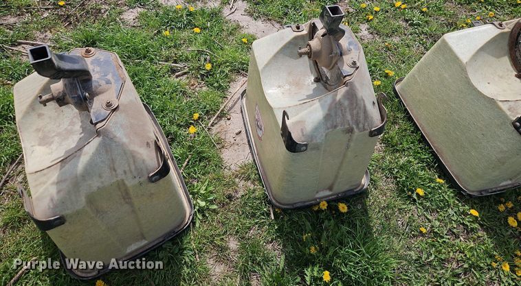 image for item EI3672 Buffalo  7530-8-30 planter