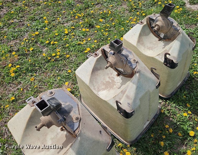 image for item EI3672 Buffalo  7530-8-30 planter