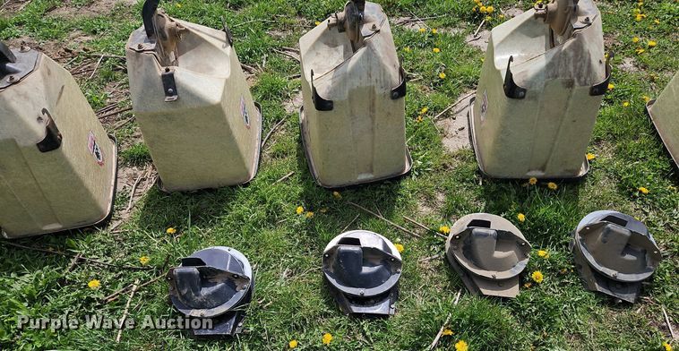 image for item EI3672 Buffalo  7530-8-30 planter