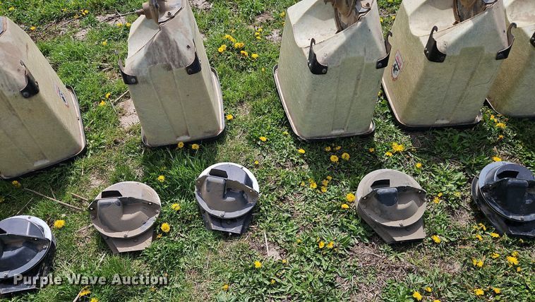 image for item EI3672 Buffalo  7530-8-30 planter