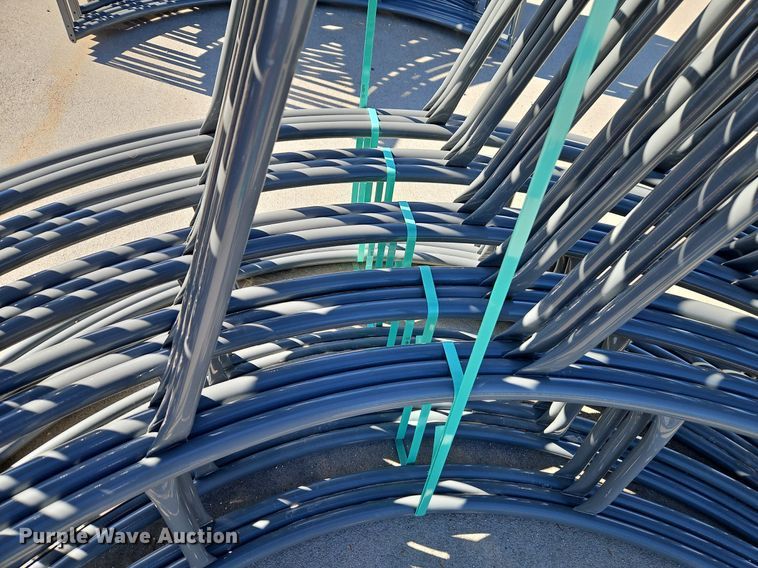 image for item EI3686 (5) B&W PT17019 bale feeder