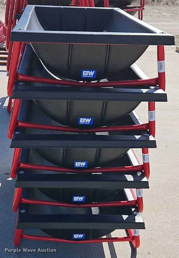 image for item EI3687 (5) B&W PT15080 bunk feeders